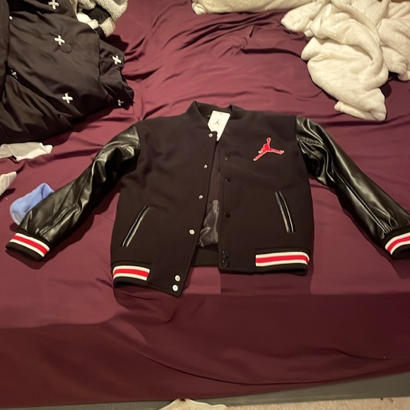 nike air jordan letterman jacket